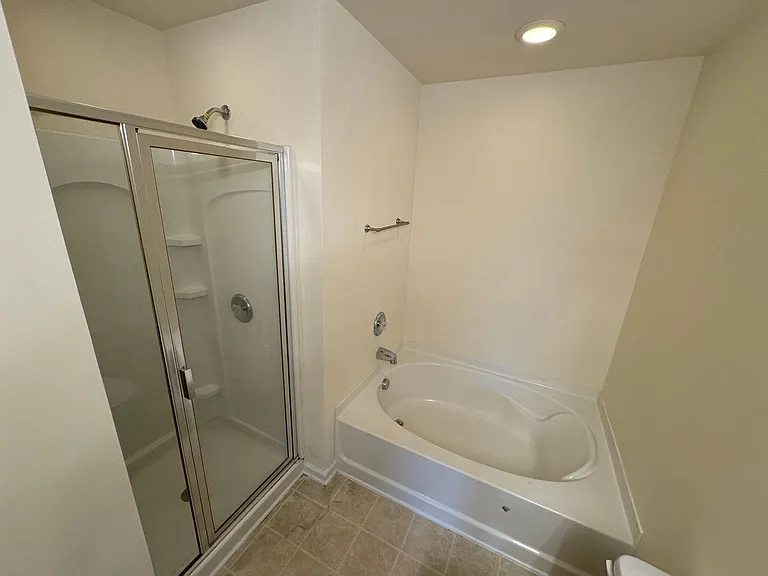 1420 Ladora Dr — Photo 12