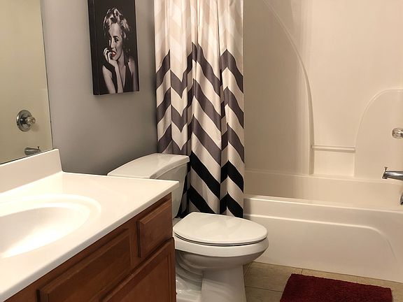 Upstairs bathroom 