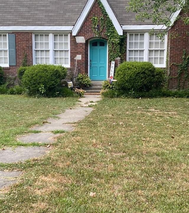 210 N Walthall St, Holly Springs, MS 38635 MLS 4033831 Zillow