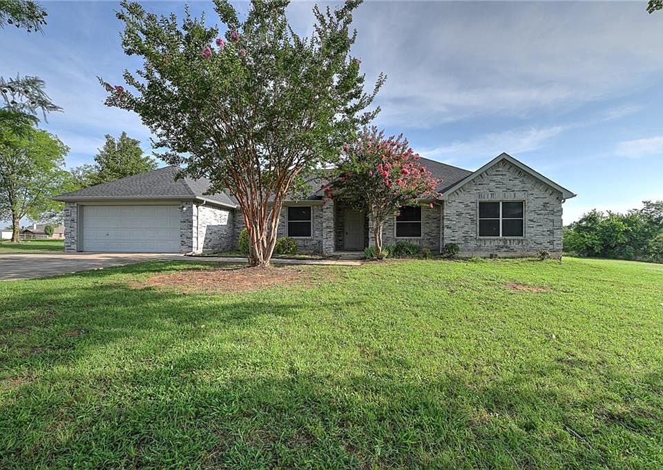 1st image of 850 Cross Timbers Dr