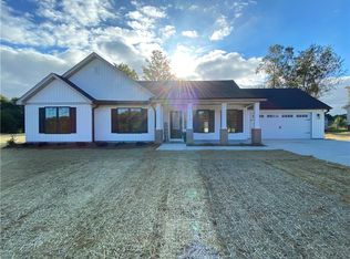 106 Fosstoral St, King, NC 27021