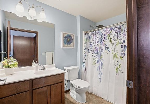 4th image of 5445 Boone Ave N APT 317