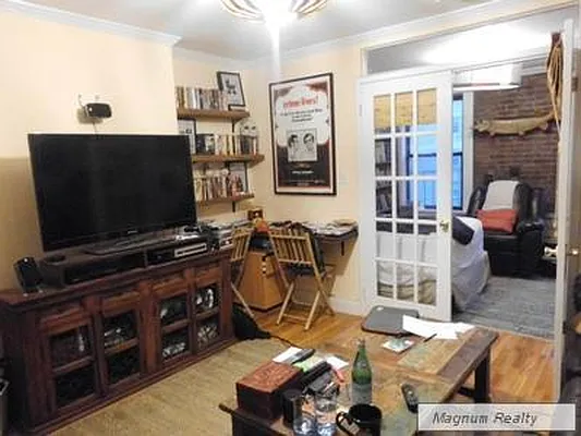 Rented by Magnum Realty Holdings, LLC | media 20