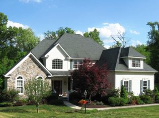 21 Newton Rd, Fishkill, NY 12524