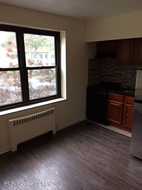 1st image of 235 S Harrison St APT 401