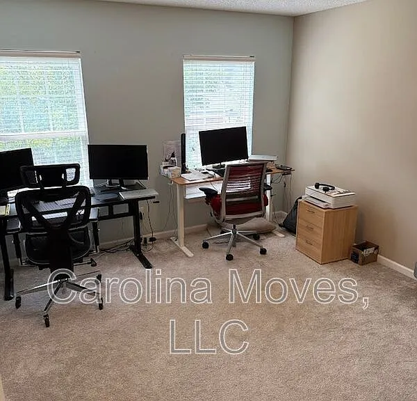 510 Grafton Ct — Photo 11