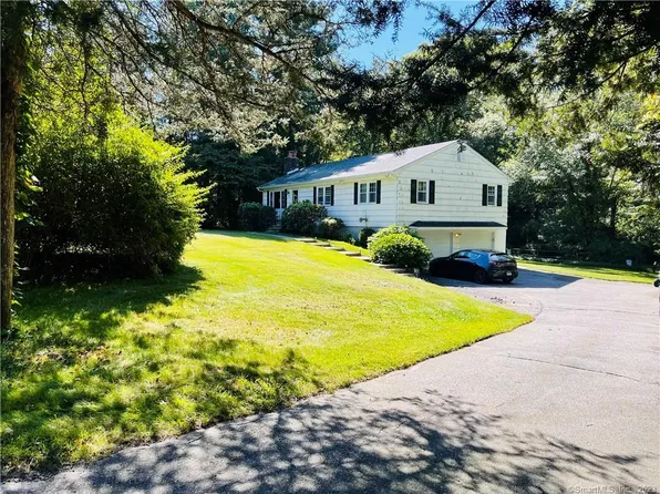 84 Berkshire Road, Newtown, CT 06482