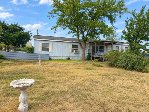 3921 Applewood Ct, Alvarado, TX 76009