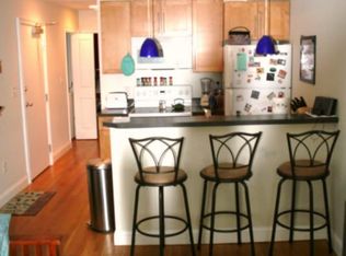 106 Hammond St #2, Boston, MA 02120