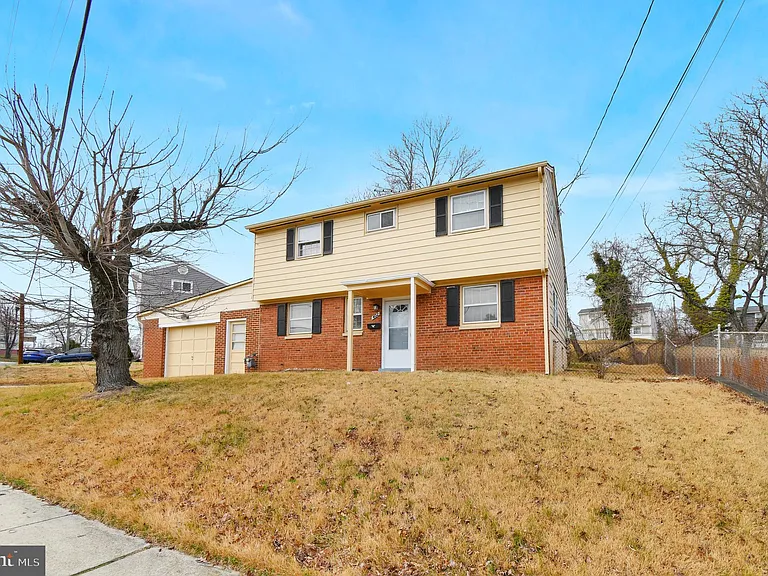402 Kerby Hill Rd — Photo 3