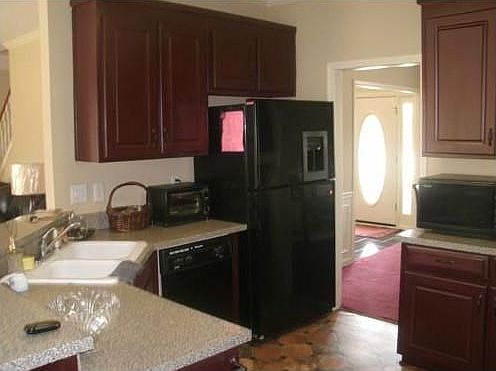 2nd image of 1446 Mandalay Ct