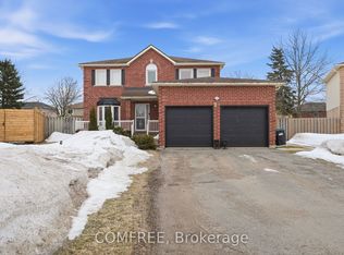 24 Shortreed Ct, Barrie, ON L4N 7H8