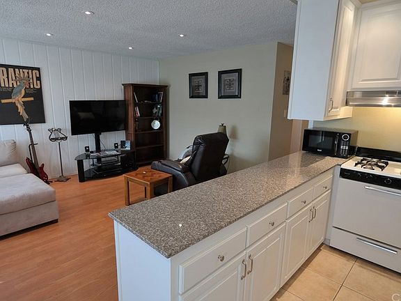 5th image of 3265 Santa Fe Ave APT 136