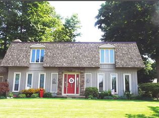 3025 Rustic Ln, Erie, PA 16506