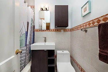 Rented by Metropolitan Res. Partners