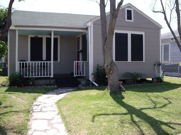 1st image of 1403 Milam Dr