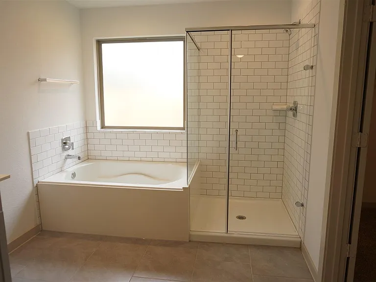 3966 Canyon Shore Ln — Photo 21