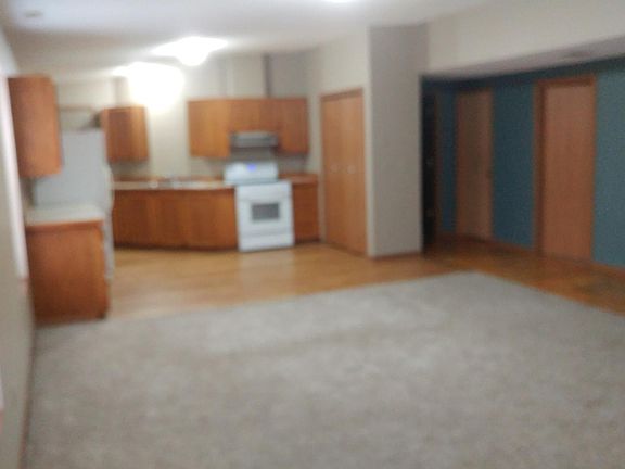 Great Room to kitchen & bed rooms