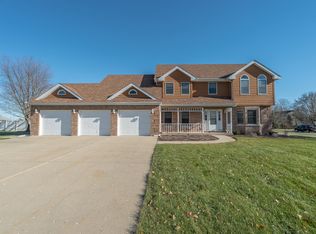 15951 S Lewood Dr, Plainfield, IL 60586