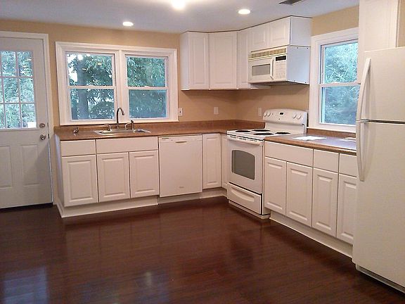 Spacious Kitchen