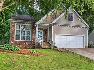 4609 Hickory Woods Dr, Greensboro, NC 27410