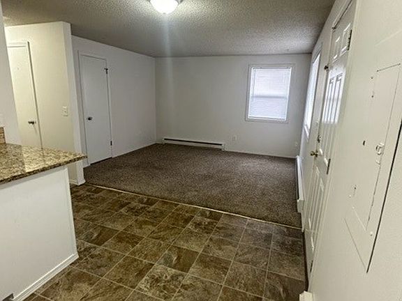 3rd image of 13716-18 E Mission Ave #13716