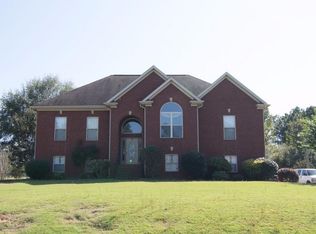 6528 White Oak Ln, Hueytown, AL 35023