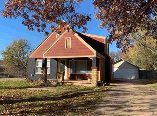 412 S 12th St, Ponca City, OK 74601