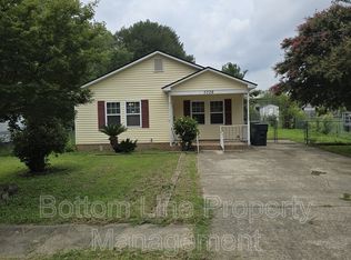 5326 Eaton Cir, Charlotte, NC 28208
