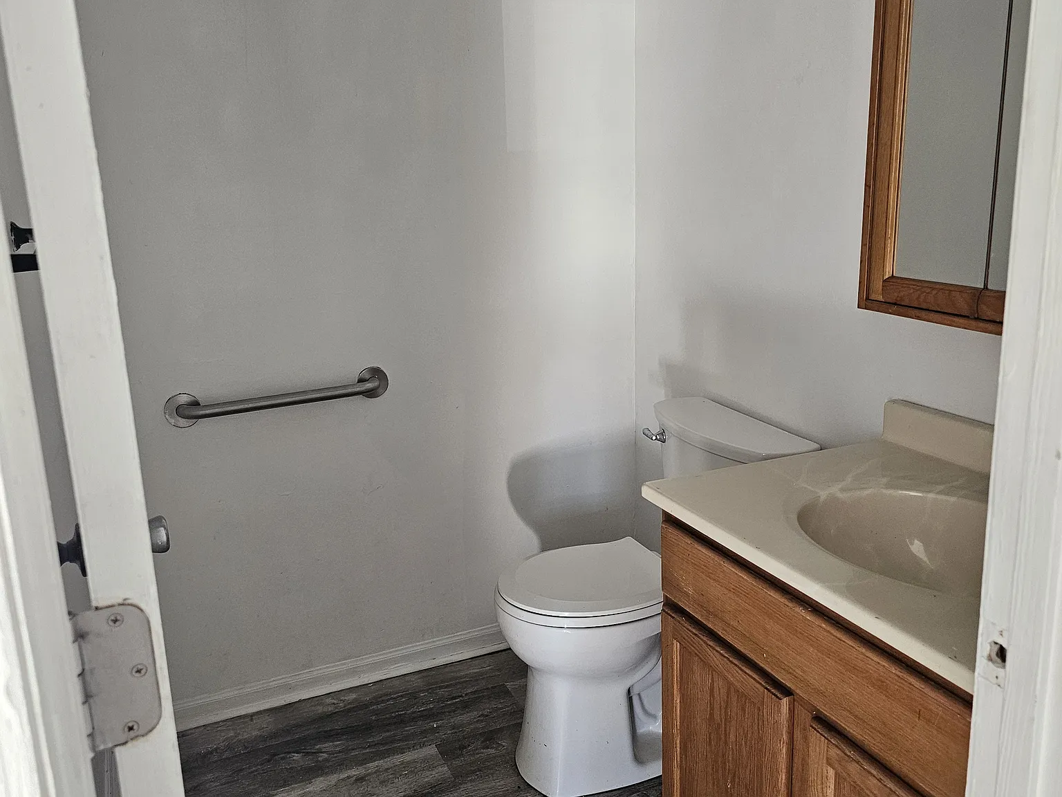 4 bed, 2.5 bath, 1248 sqft, $1,600 — Photo 2