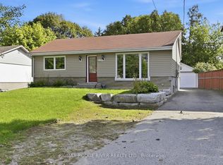 517 Kent St, Whitby, ON L1N 4Y8