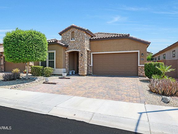 4th image of 10157 W Robin Ln