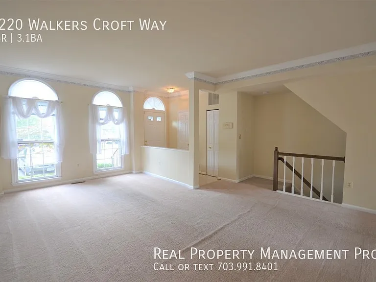 6220 Walkers Croft Way — Photo 3