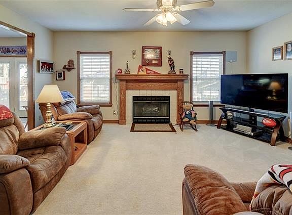 4th image of 18604 N Concord Cir