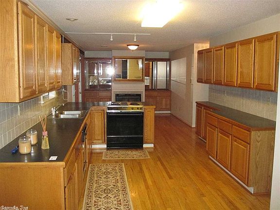 4th image of 8209 Windsor Valley Dr