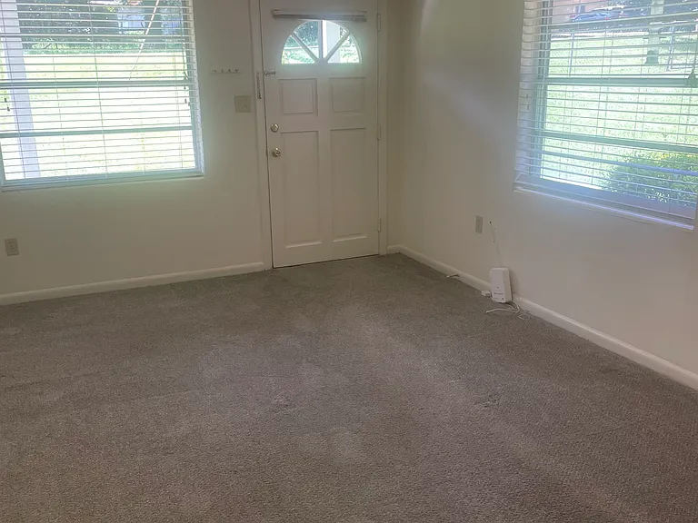 1300 Waterline Dr — Photo 9
