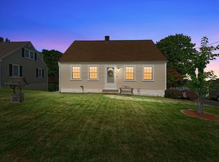7 Davis Rd, Auburn, MA 01501