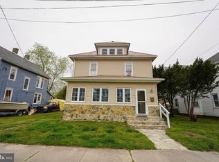 203 E Chestnut St, Delmar, MD 21875