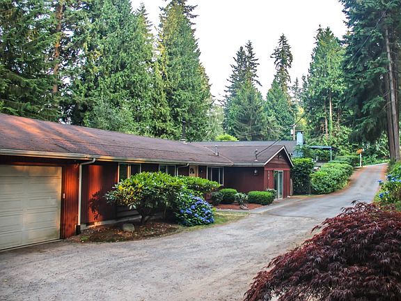 3rd image of 111 143rd St SE