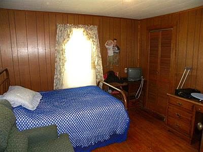4th image of 1337 S County Road 200 W