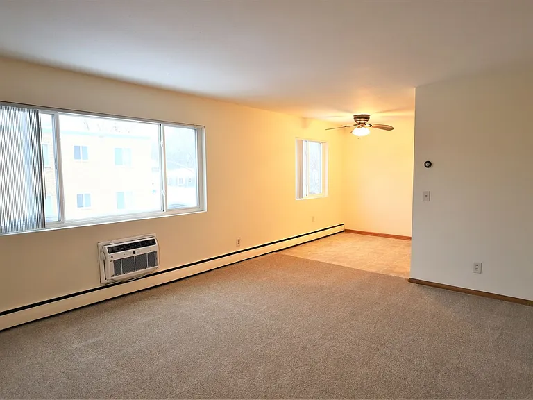 6526 Oliver Ave S — Photo 3