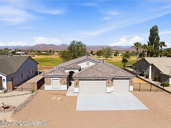 2nd image of 9821 N Vista Drive