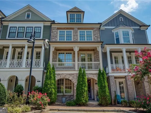 963 Forrest St, Roswell, GA 30075