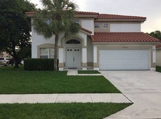 10646 Lake Oak Way, Boca Raton, FL 33498
