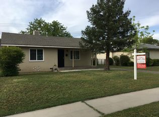 1018 W Cortland Ave, Fresno, CA 93705