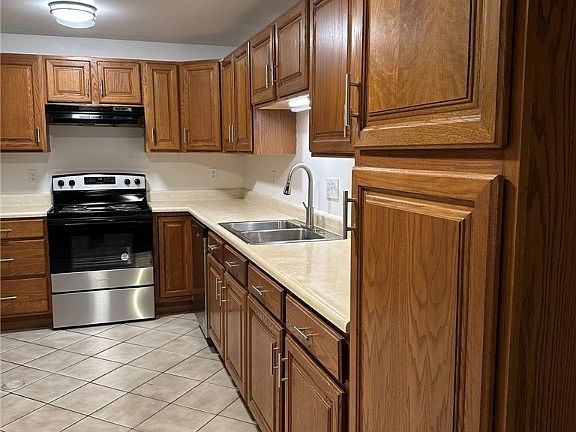 4th image of 7869 Rustic Woods Dr