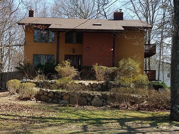 4th image of 200 Echo Ave