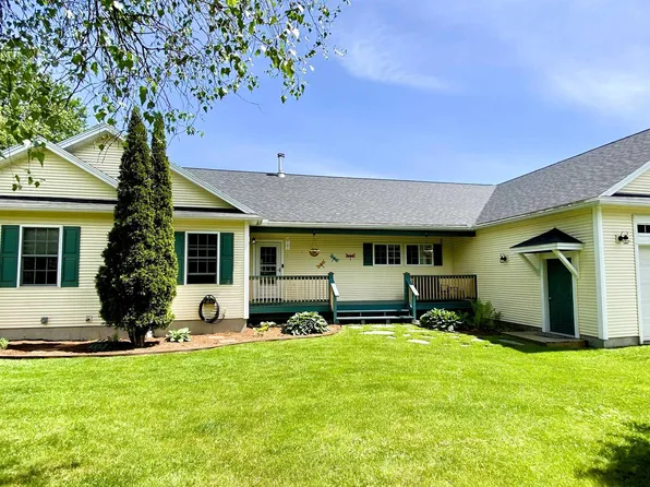 97 Paradis Lane, Bakersfield, VT 05441