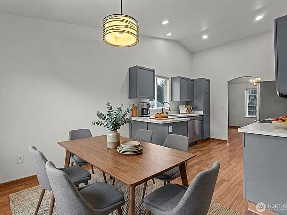 4th image of 9212 150th Street E