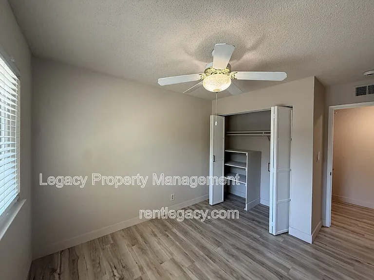 5174 Connecticut Dr #4 — Photo 12